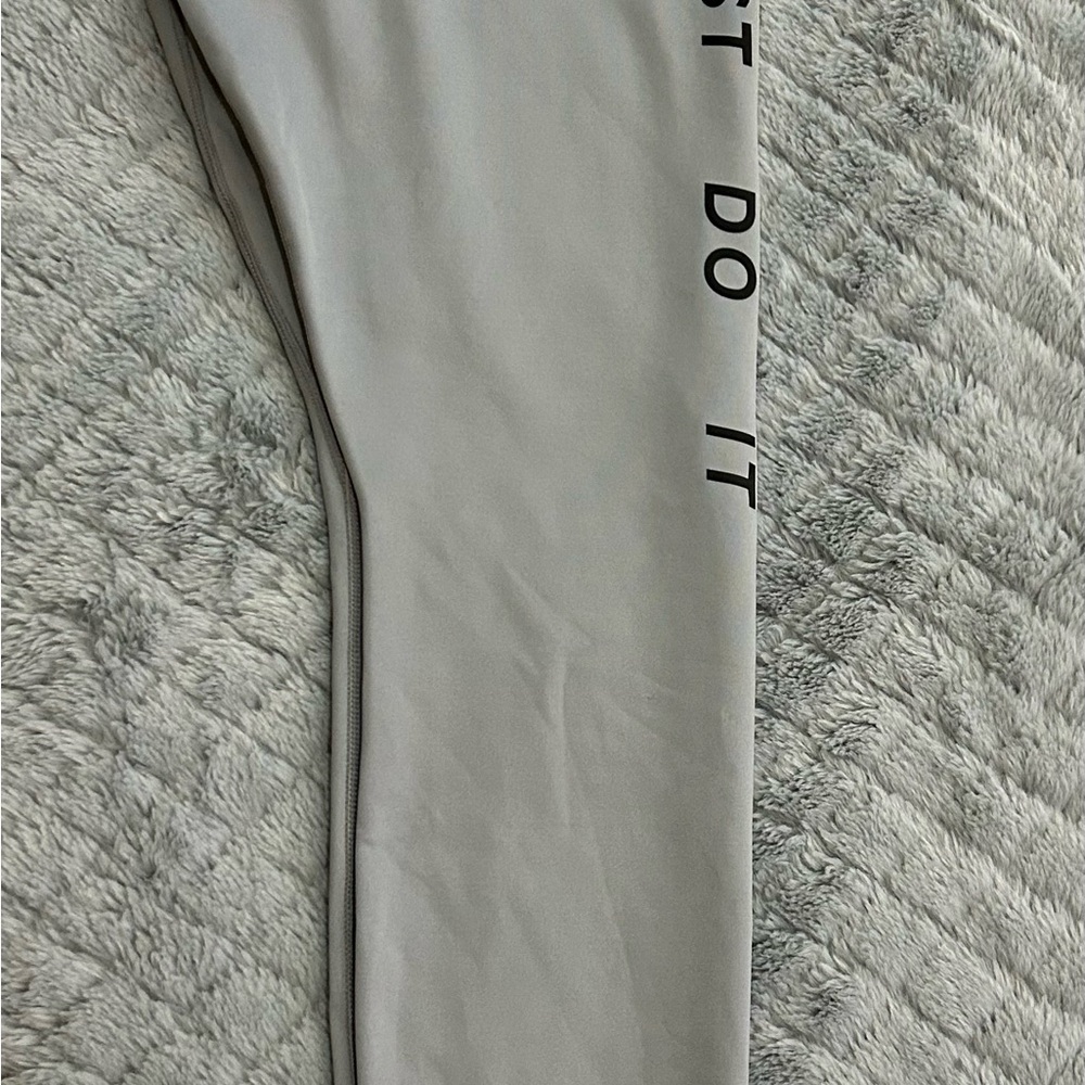 Nike legging - Picture 2 of 2